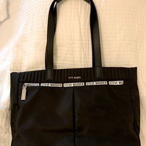 Steve Madden 15” laptop tote